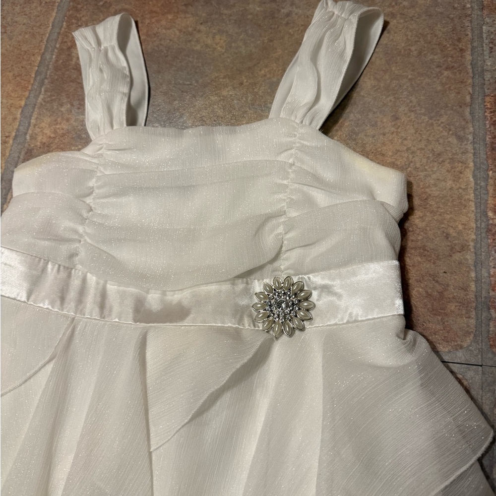 Iz Byer Ivory Layered Kids Dress with Brooch - Picture 2 of 4